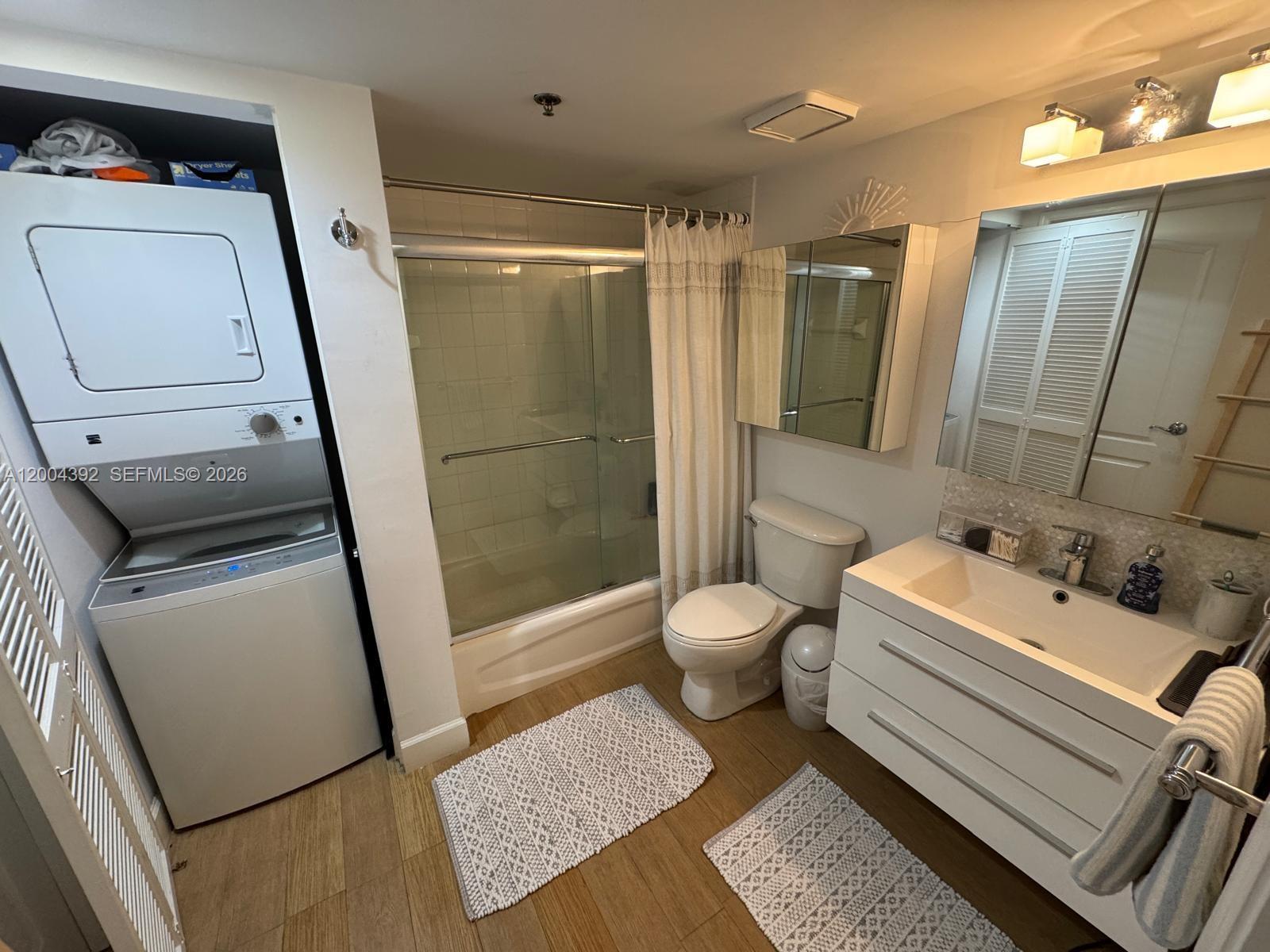 THE CLUB AT BRICKELL BAY - Residential Lease