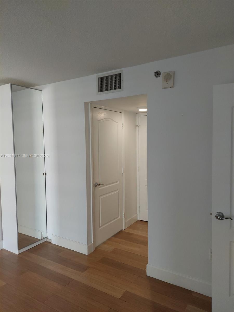 THE CLUB AT BRICKELL BAY - Residential Lease