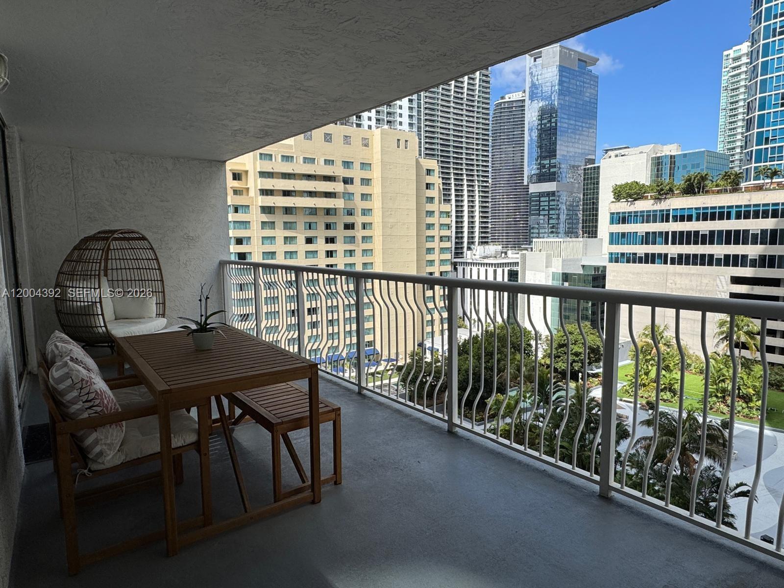 THE CLUB AT BRICKELL BAY - Residential Lease