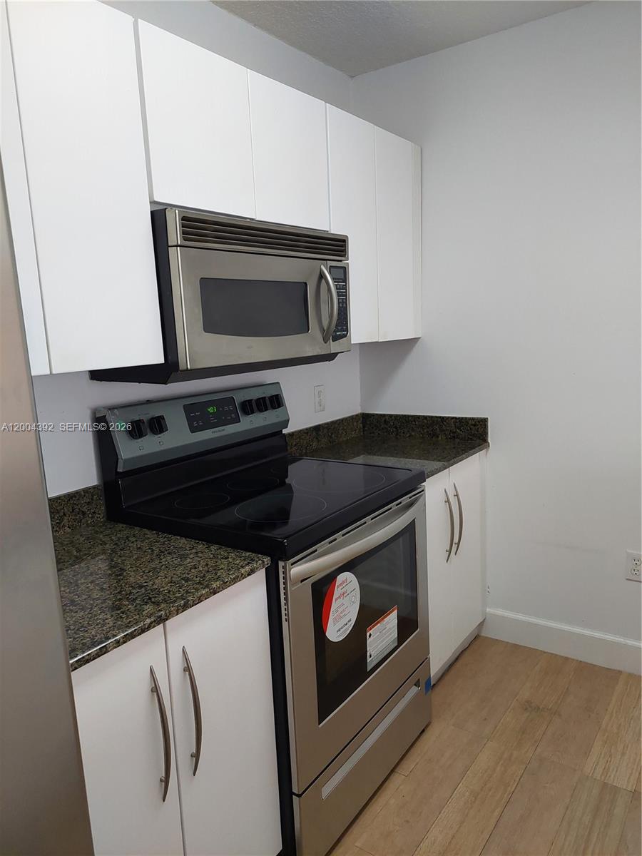 THE CLUB AT BRICKELL BAY - Residential Lease