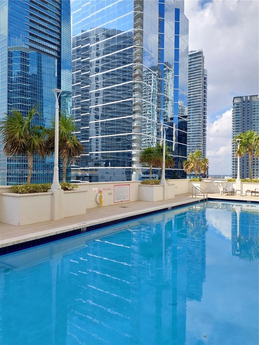 THE CLUB AT BRICKELL BAY - Residential Lease