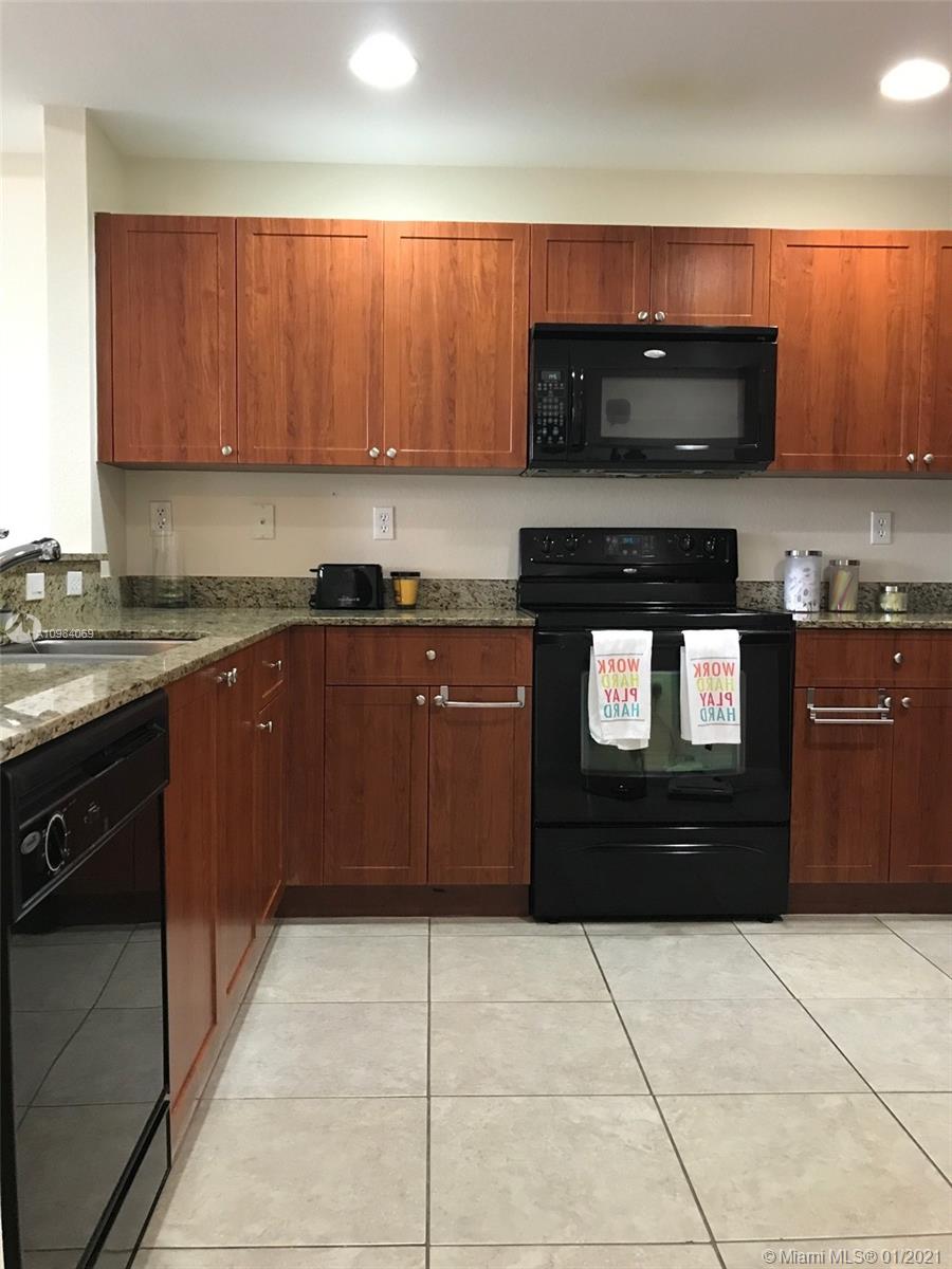 CORONADO AT DORAL I CONDO - Residential Lease