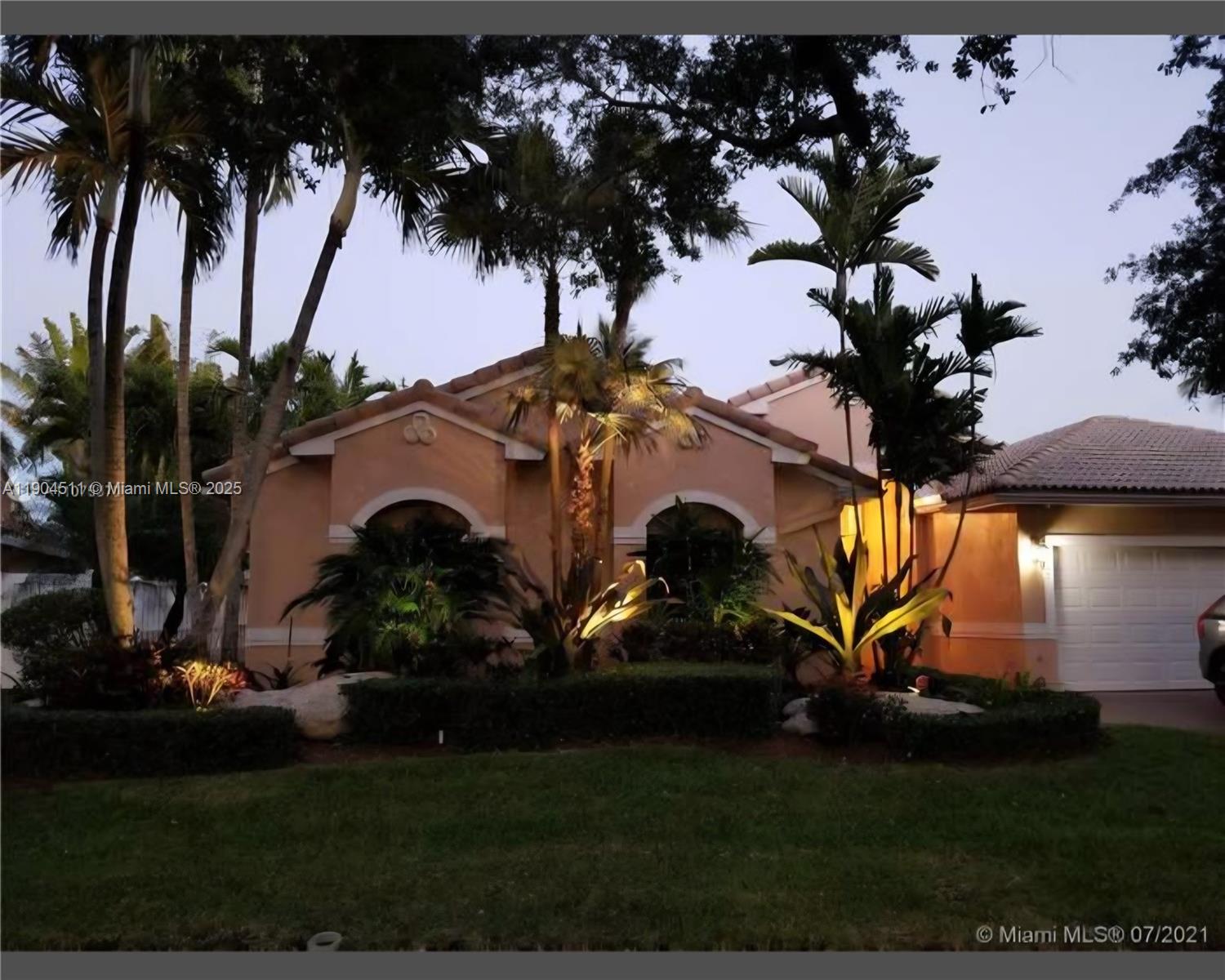 REPLAT OF COUNTRY LAKES - Residential Lease