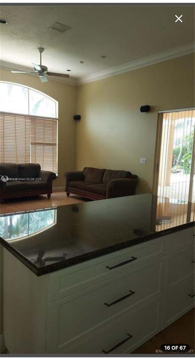 REPLAT OF COUNTRY LAKES - Residential Lease