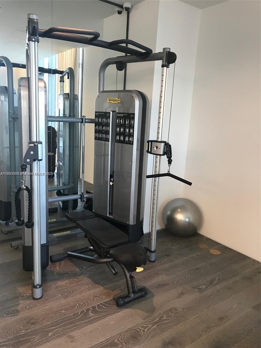 PARAISO BAY CONDO - Residential Lease