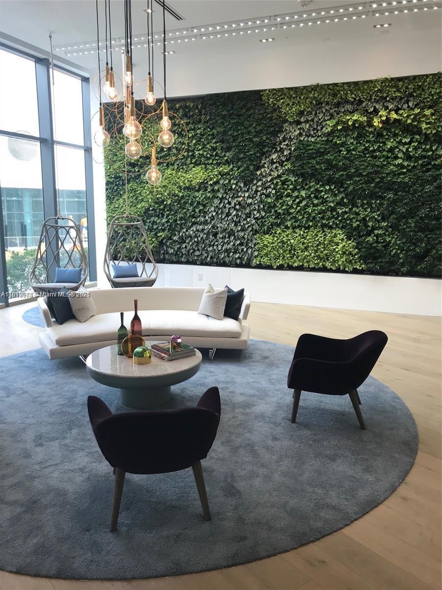 PARAISO BAY CONDO - Residential Lease