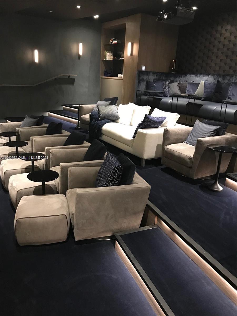 PARAISO BAY CONDO - Residential Lease