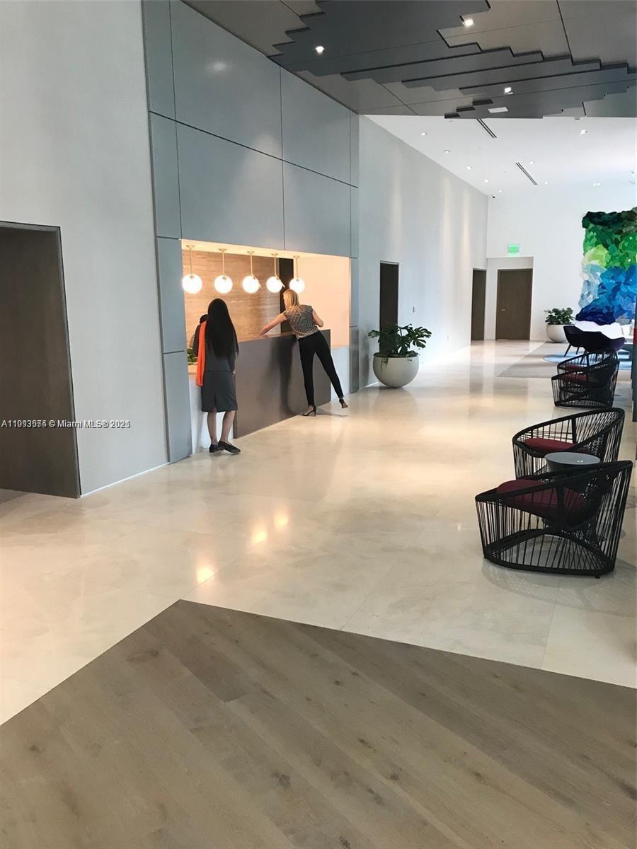 PARAISO BAY CONDO - Residential Lease