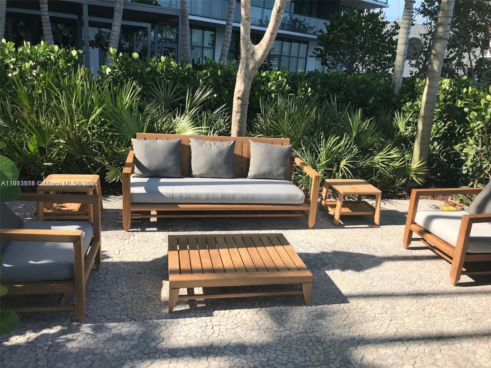 PARAISO BAY CONDO - Residential Lease