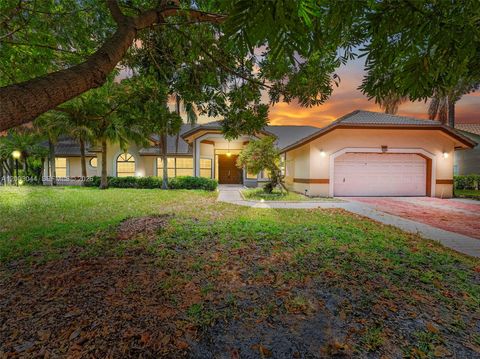 620 NW 104th Ave Coral Springs FL 33071