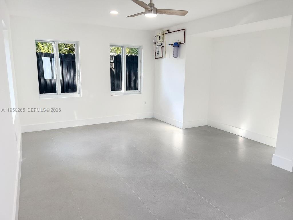 COUNTRY CLUB ESTATES SEC - Residential