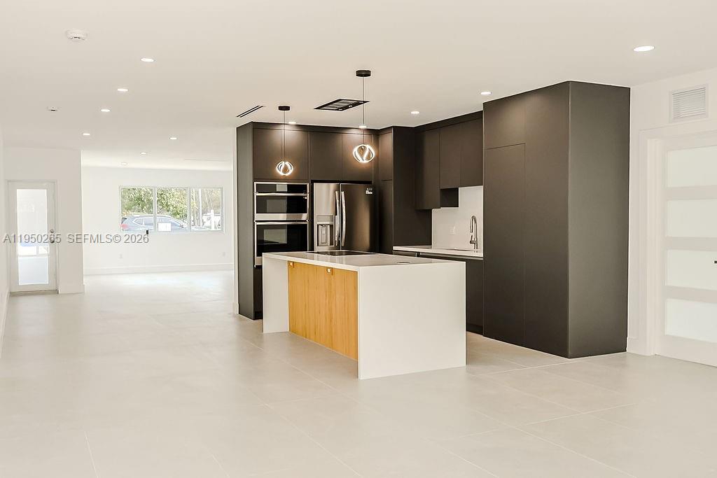 COUNTRY CLUB ESTATES SEC - Residential