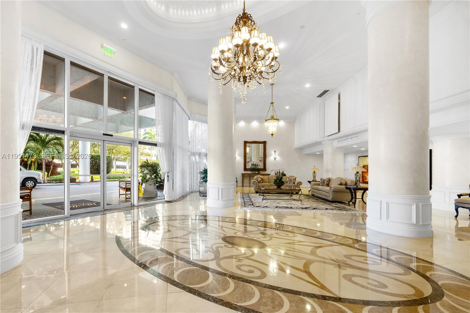 MYSTIC POINTE TOWER 500 C - Residential