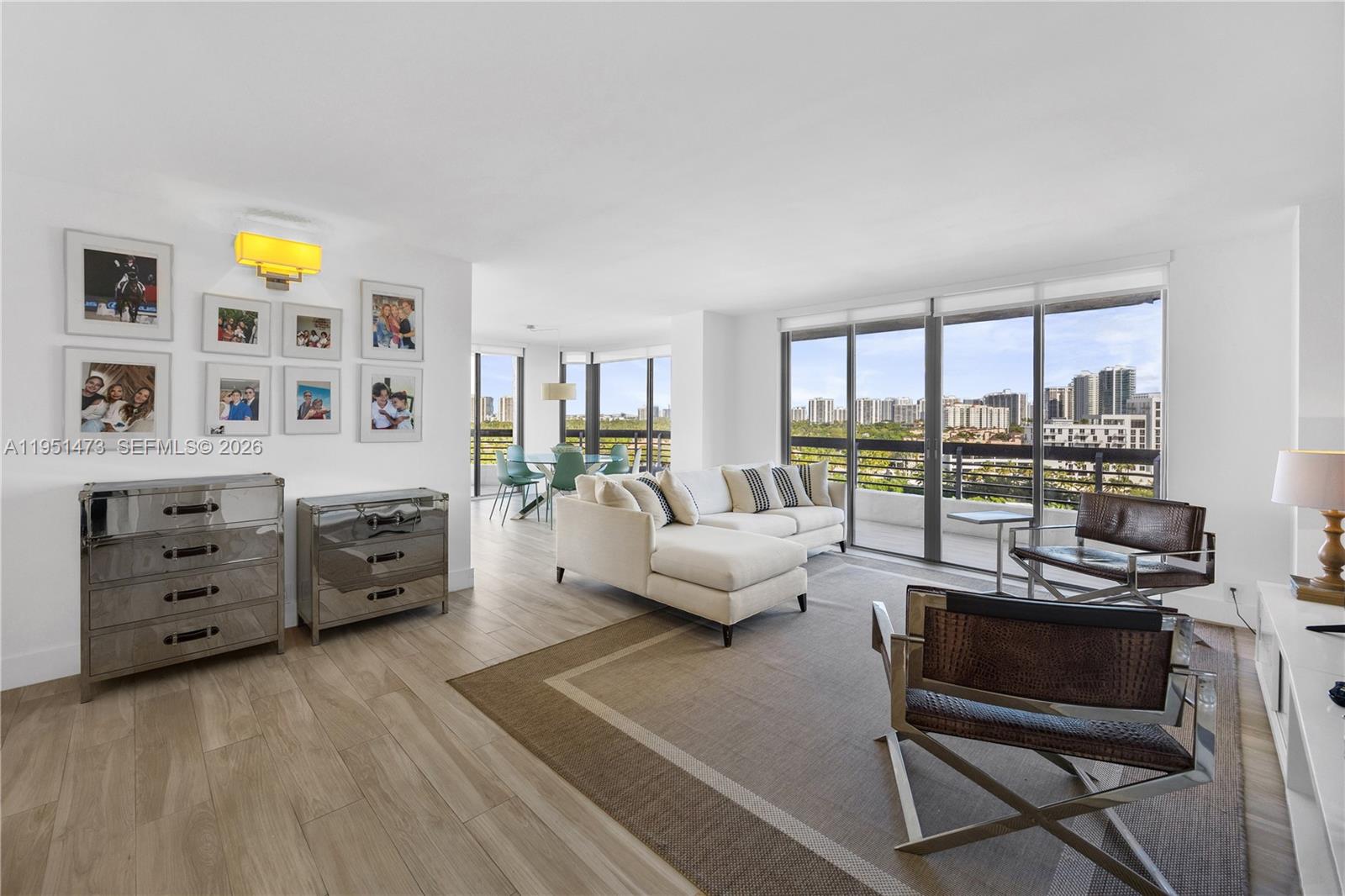 MYSTIC POINTE TOWER 500 C - Residential