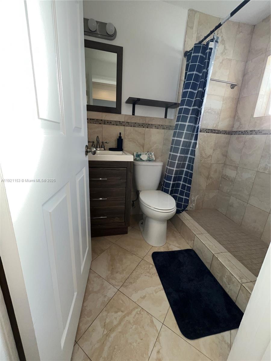 SEA CREST CONDO - Residential Lease