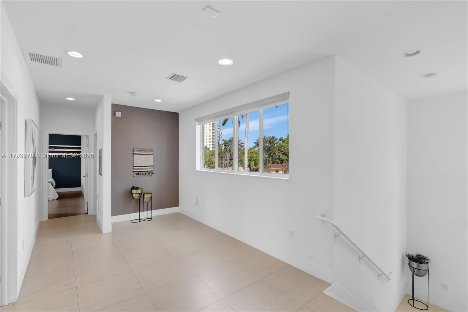 NORTH BAY ISLAND - Residential Lease