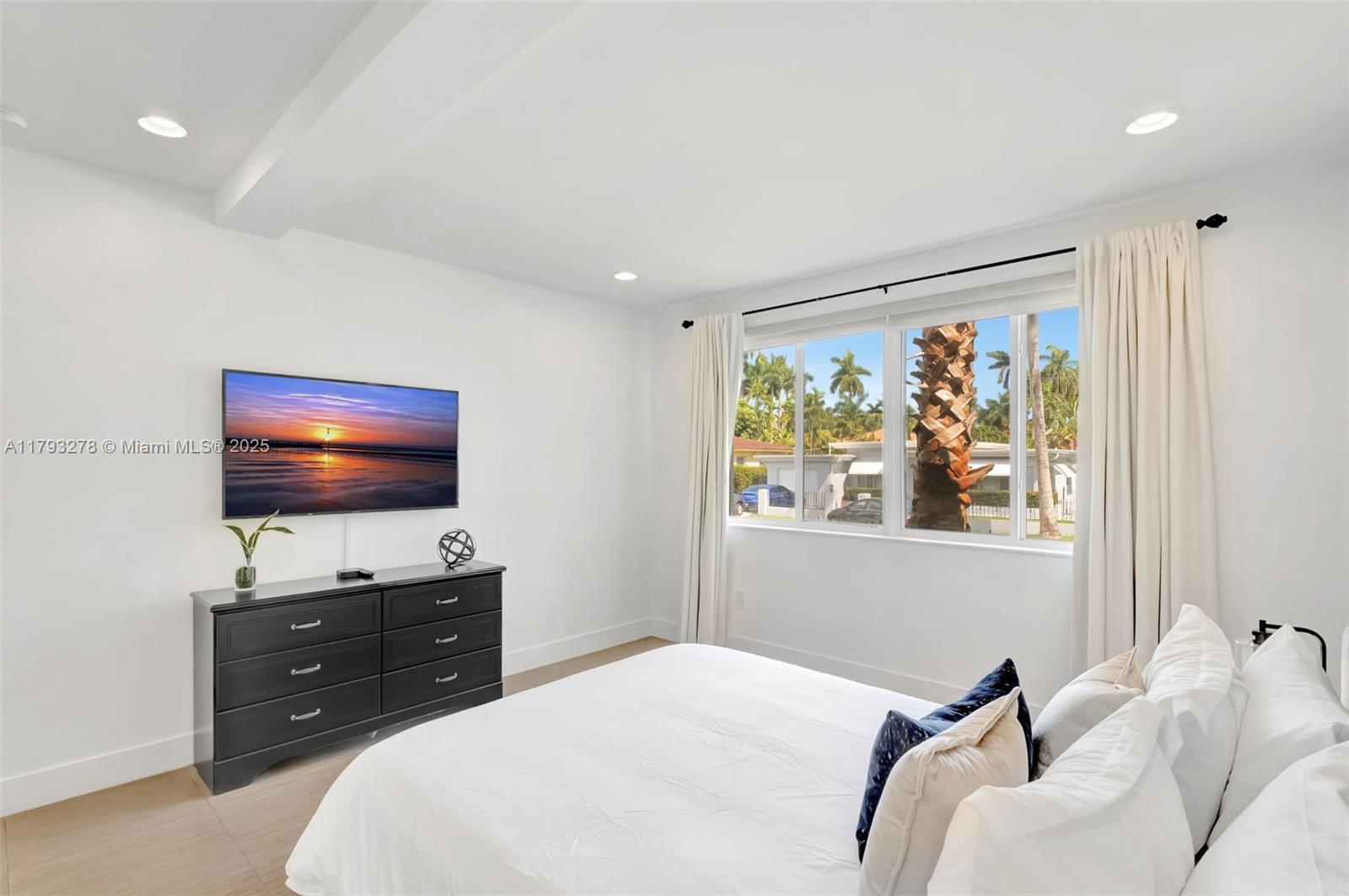 NORTH BAY ISLAND - Residential Lease