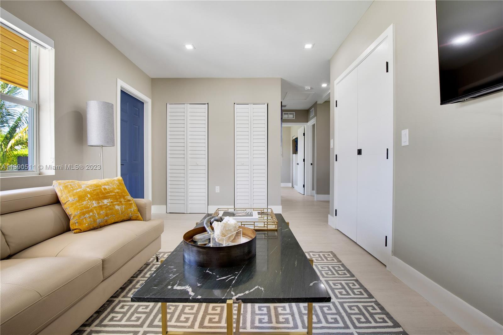 TAMIAMI ACRES PLAN 2 - Residential Lease