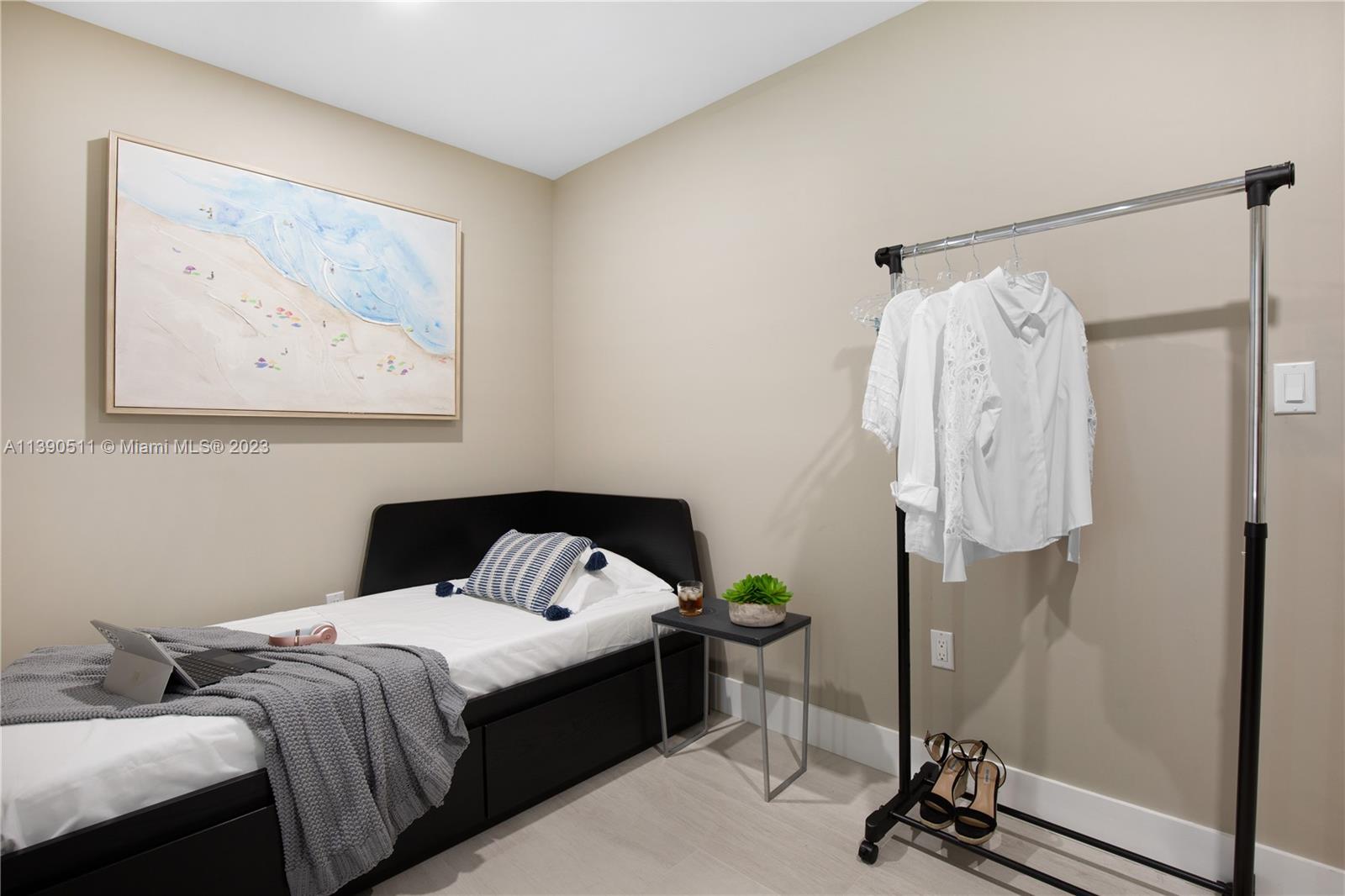 TAMIAMI ACRES PLAN 2 - Residential Lease