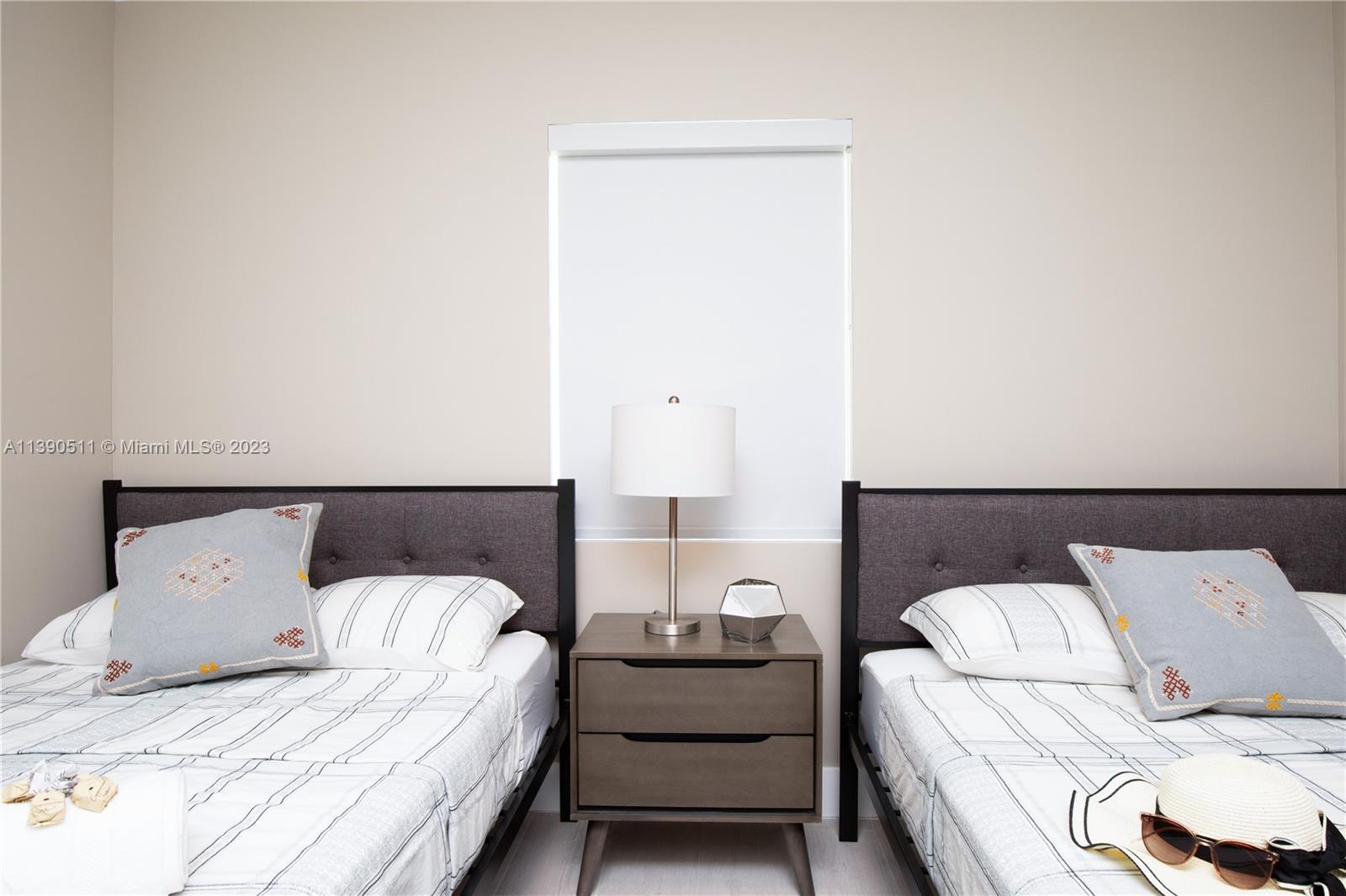 TAMIAMI ACRES PLAN 2 - Residential Lease