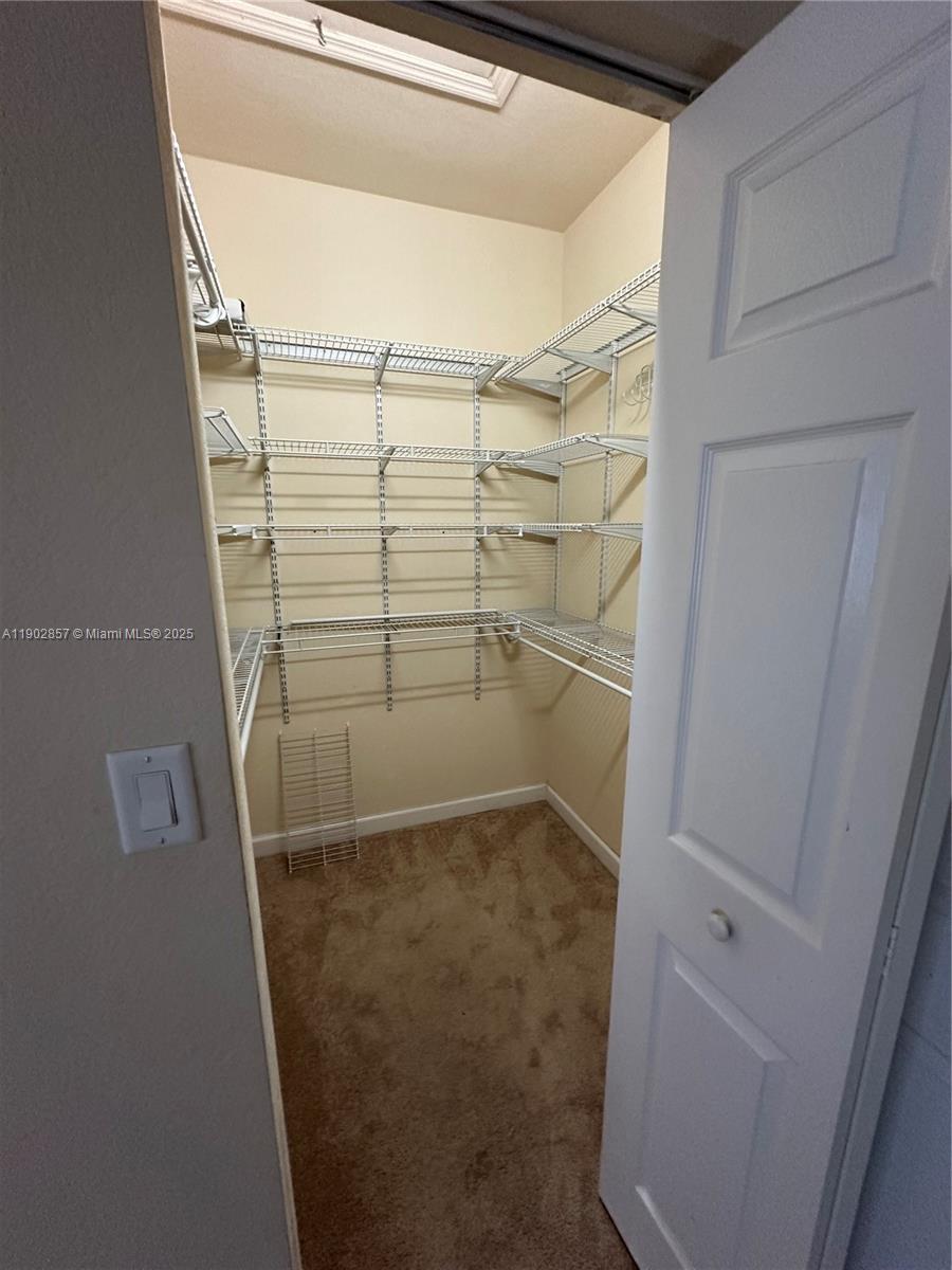 BELLAGIO VILLAS - Residential Lease