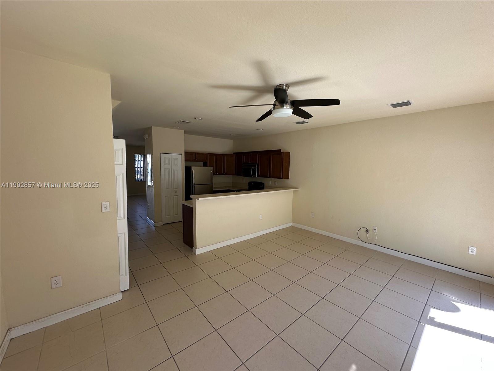 BELLAGIO VILLAS - Residential Lease