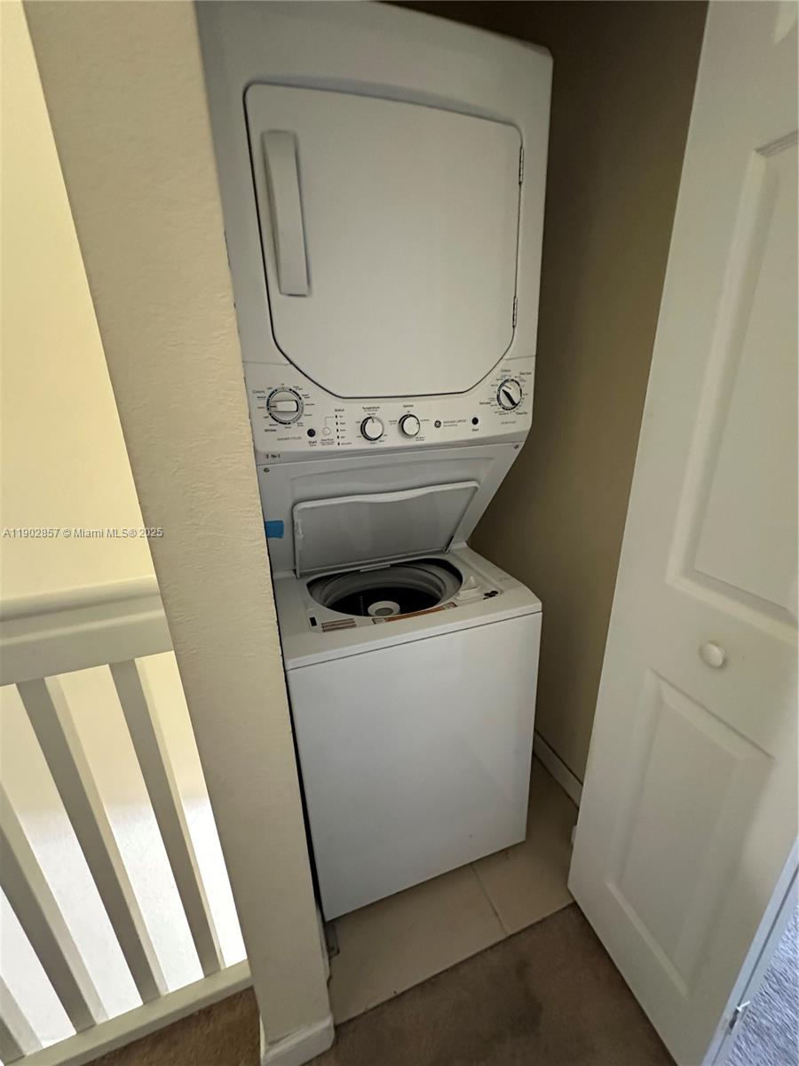 BELLAGIO VILLAS - Residential Lease