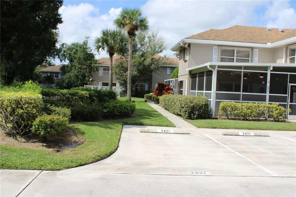 Photo of 3429 SW Sunset Trace Cir, Palm City, FL 34990 (MLS # A11433603)