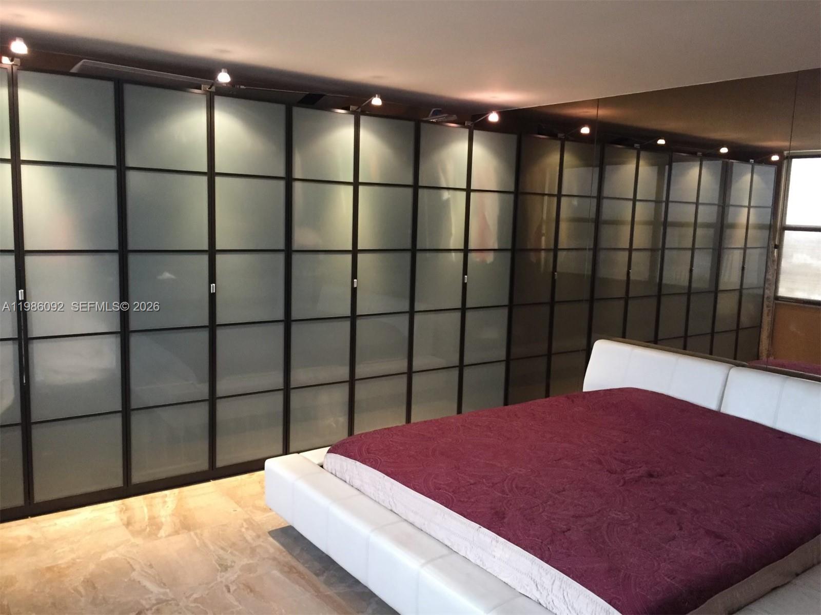 ANCHOR BAY CLUB CONDO - Residential