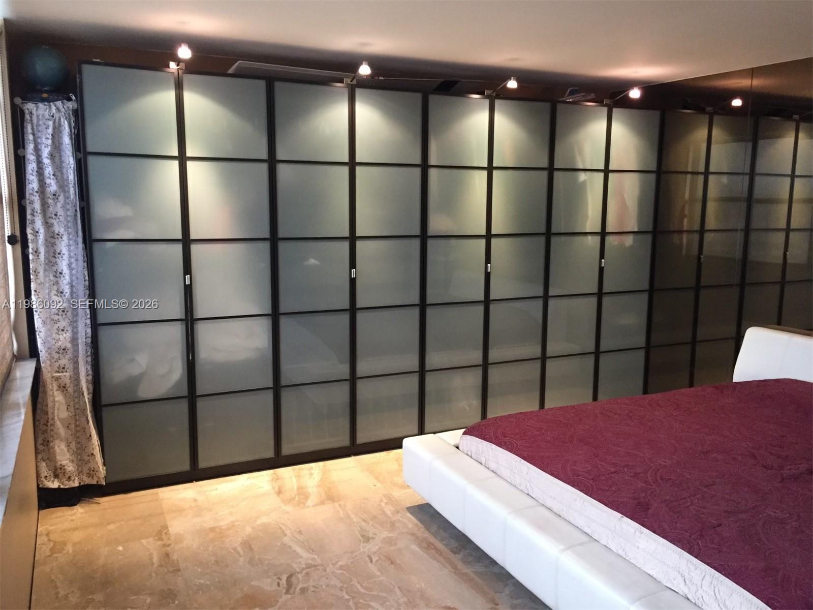 ANCHOR BAY CLUB CONDO - Residential