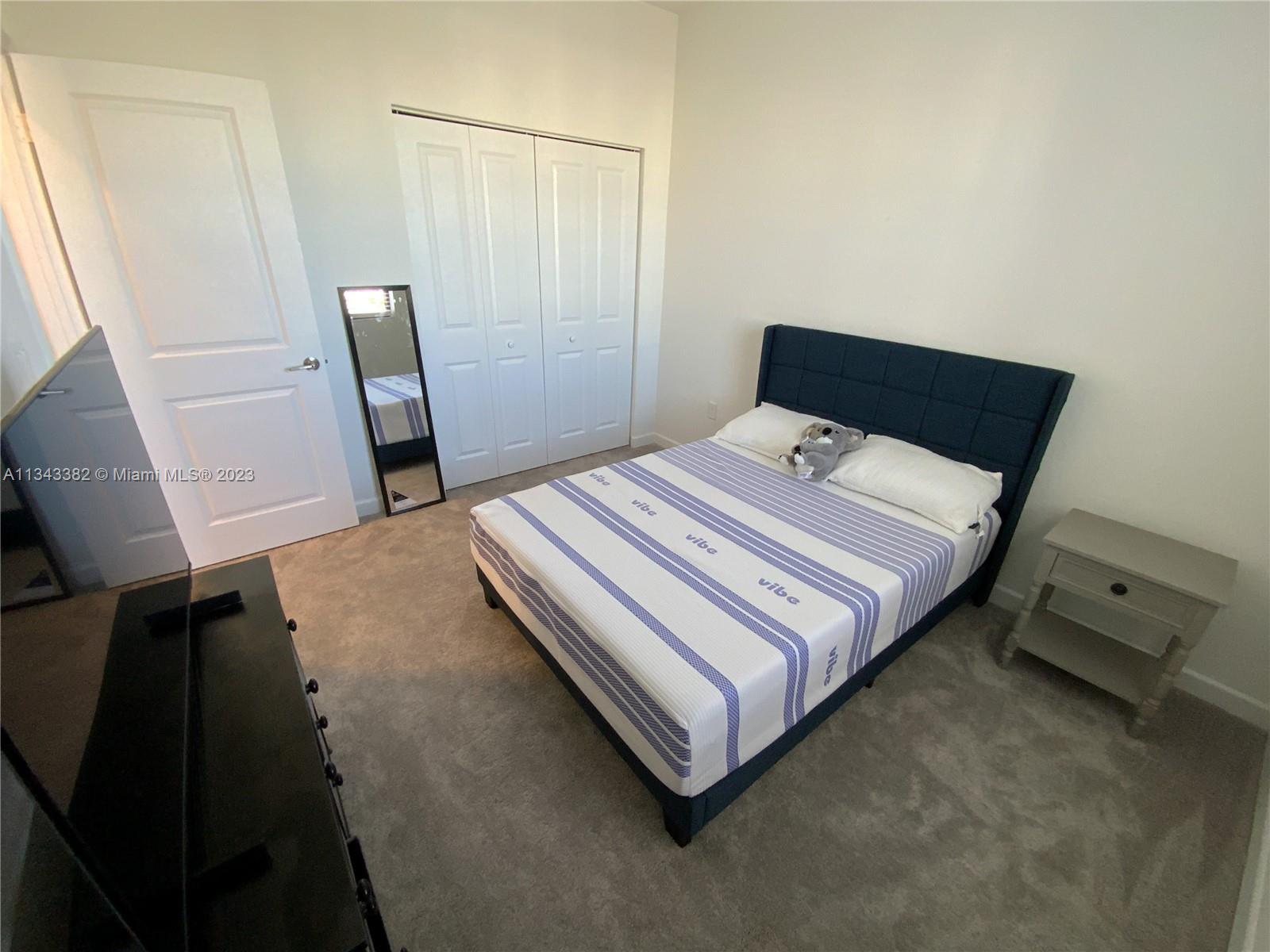 PINE ISLE - Residential Lease