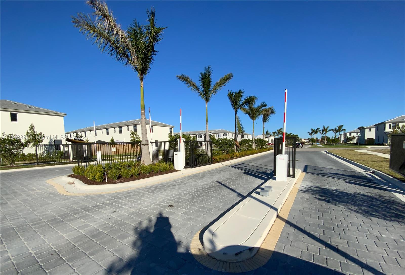 PINE ISLE - Residential Lease