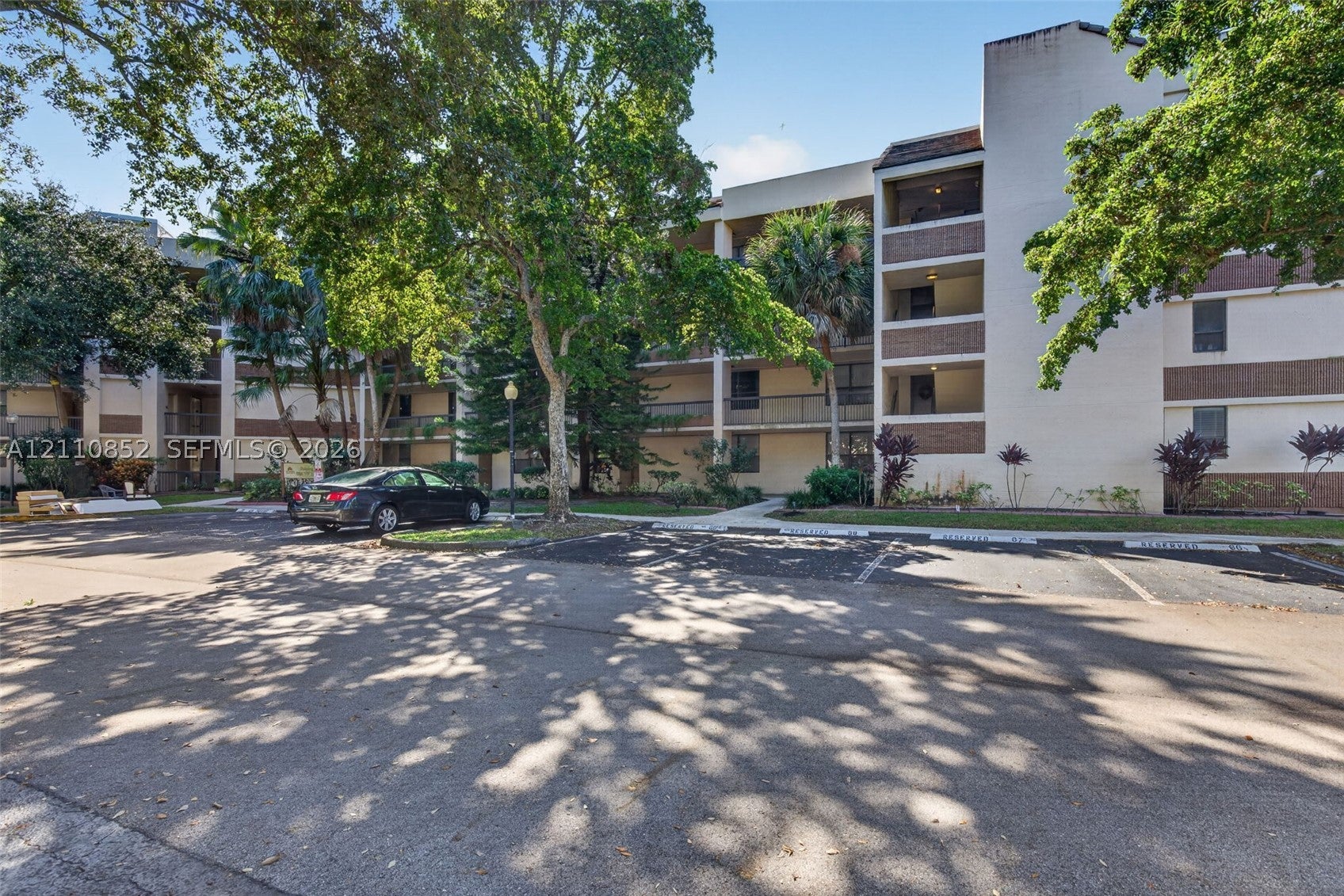 7500 NW 1st Ct 302-3