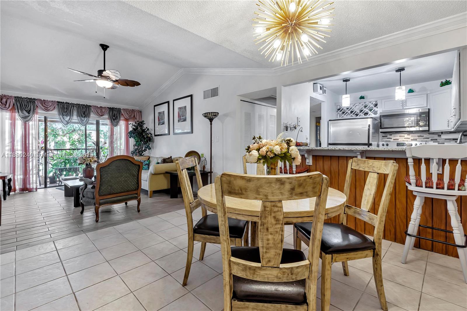 HAMPTON COURT CONDO - Residential