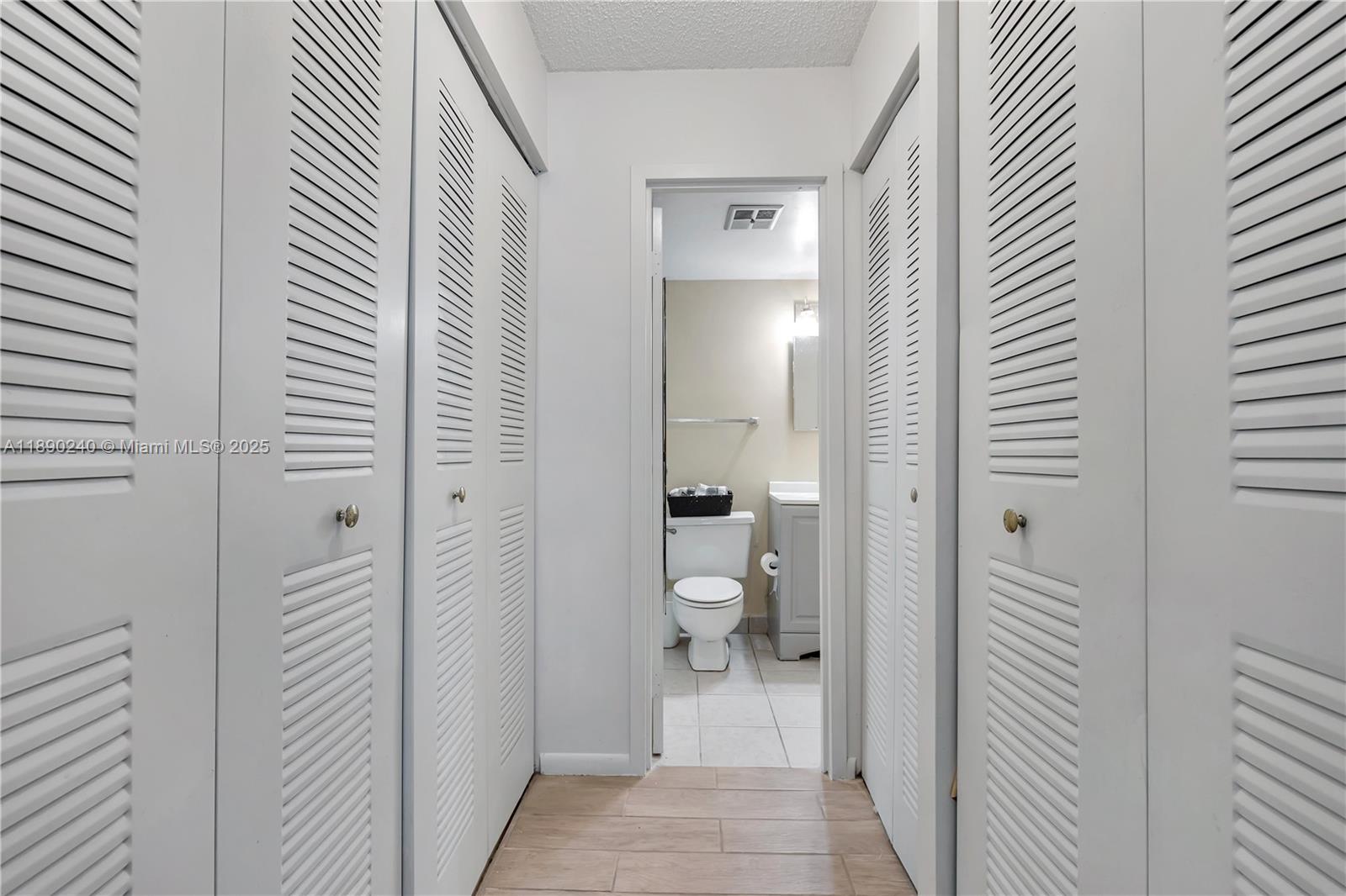 HAMPTON COURT CONDO - Residential