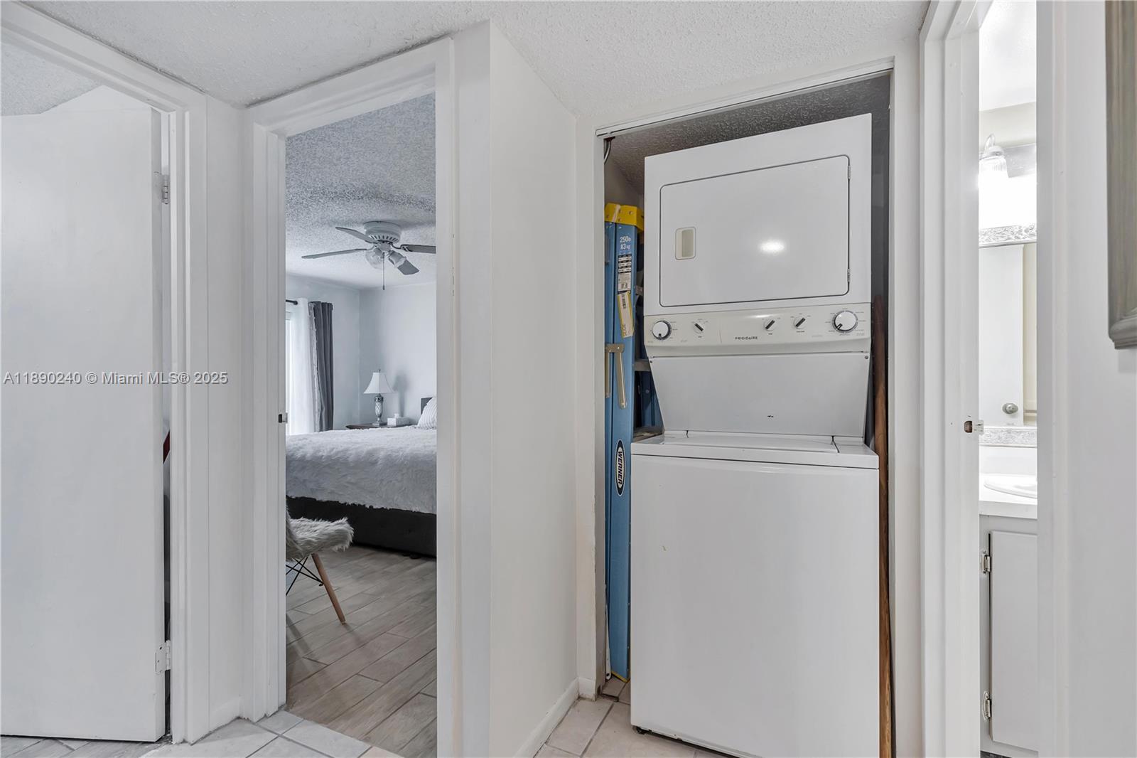 HAMPTON COURT CONDO - Residential