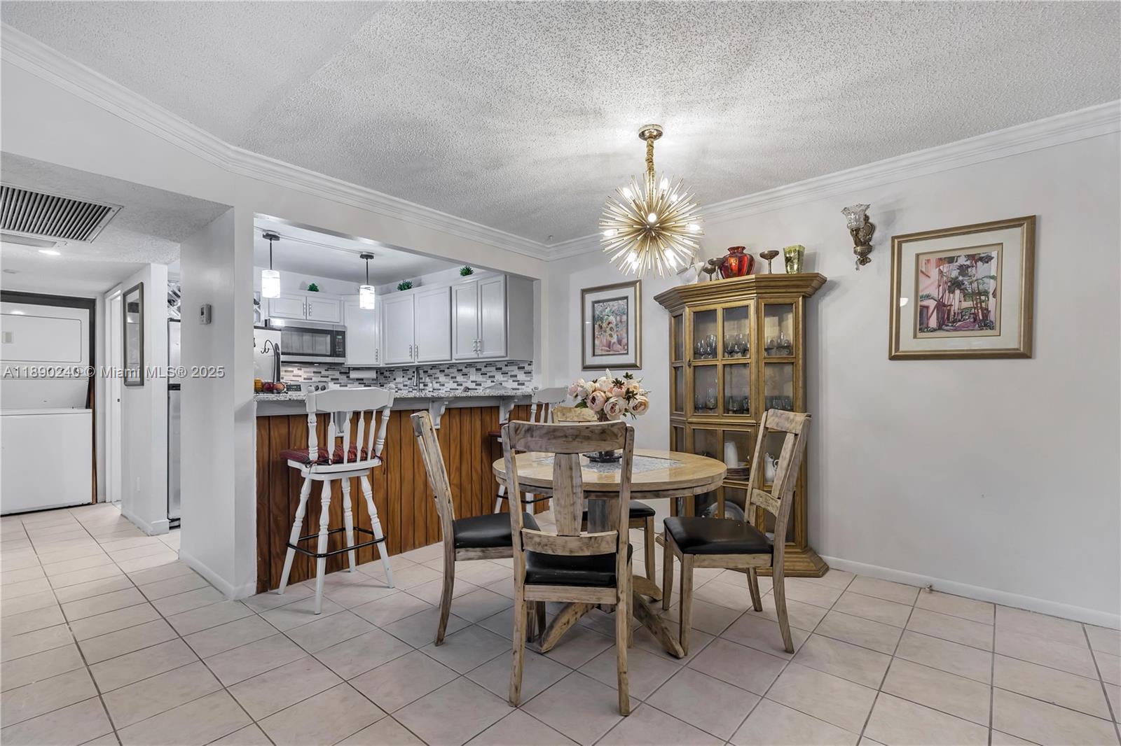 HAMPTON COURT CONDO - Residential