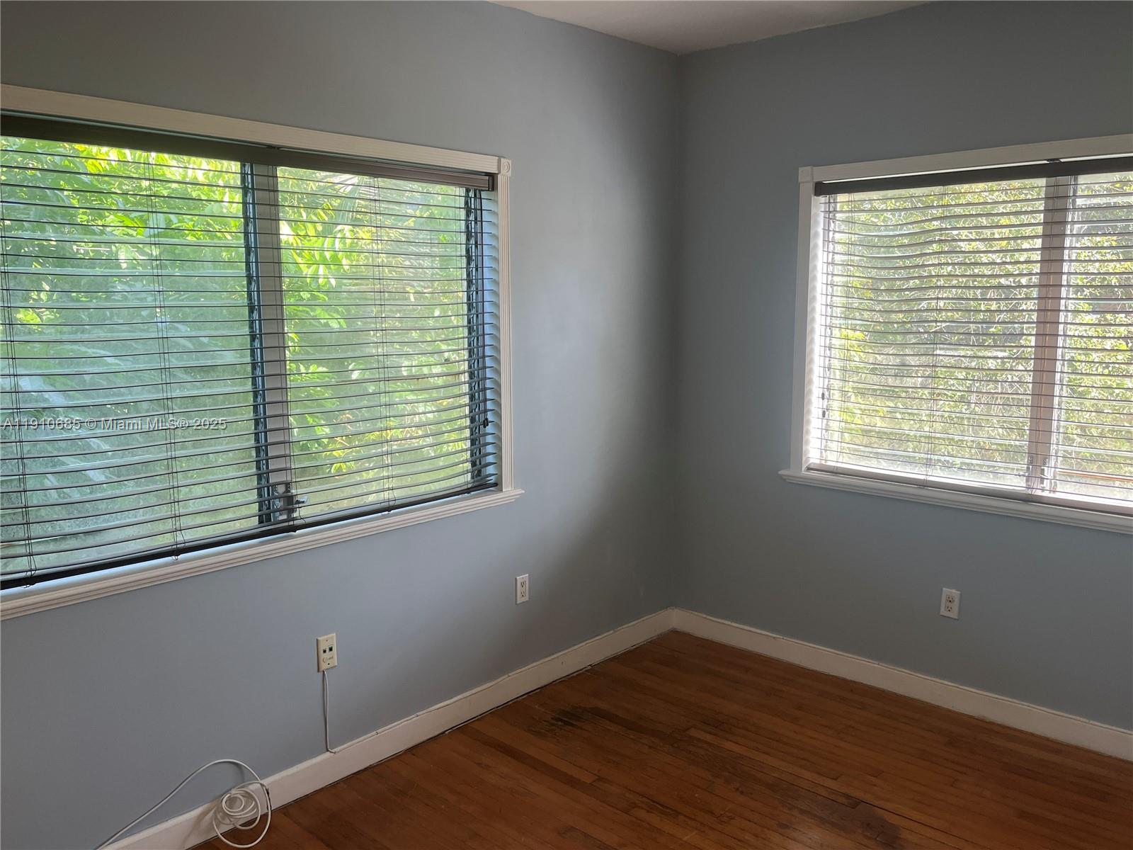 223 CALABRIA CONDO - Residential Lease