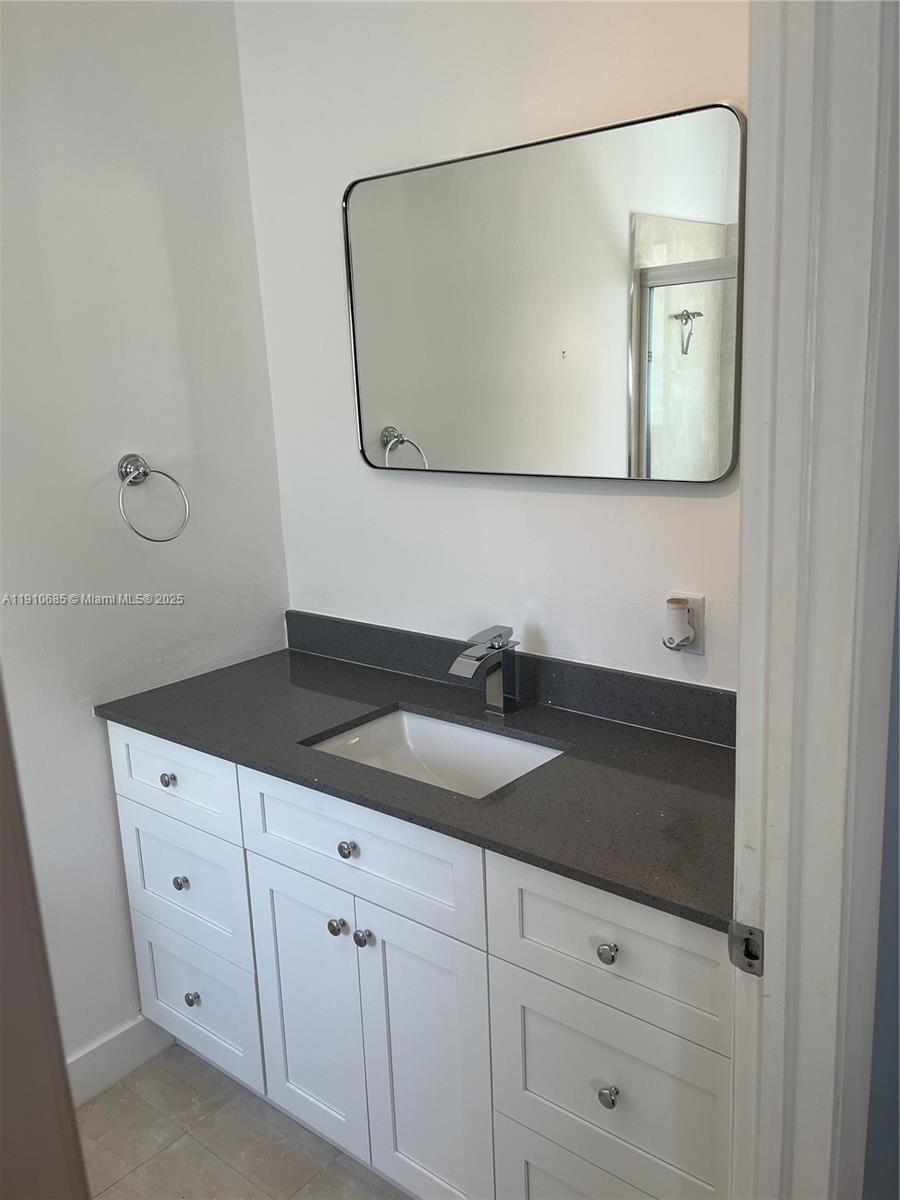 223 CALABRIA CONDO - Residential Lease