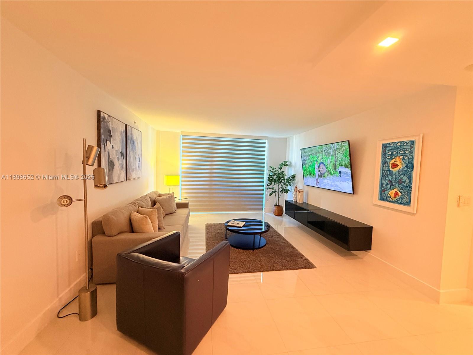 YACHT CLUB AT PORTOFINO C - Residential