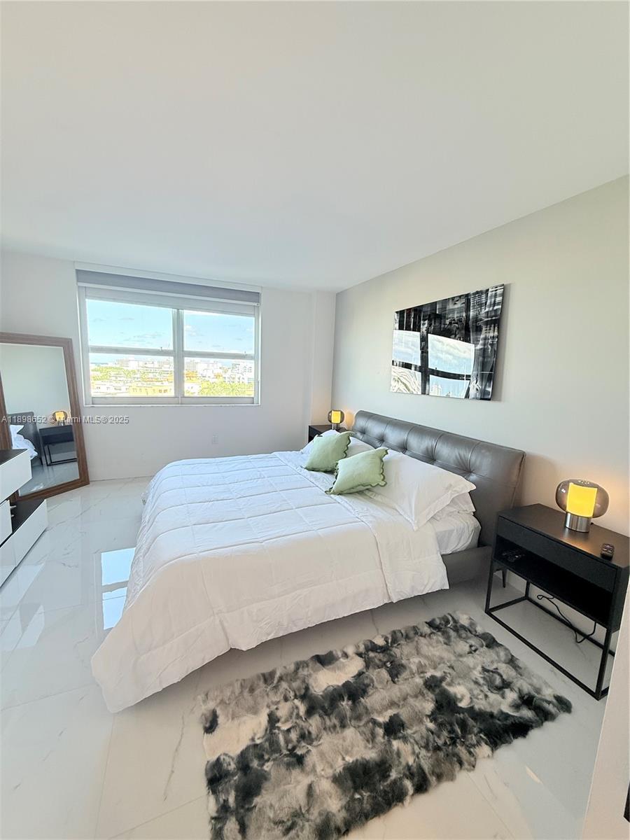 YACHT CLUB AT PORTOFINO C - Residential