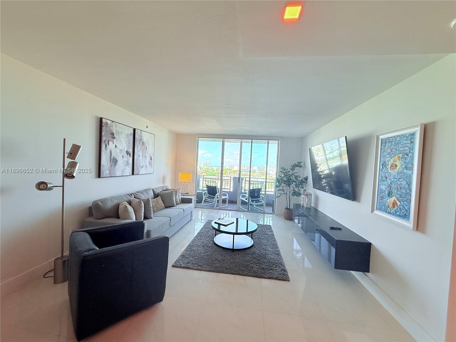 YACHT CLUB AT PORTOFINO C - Residential