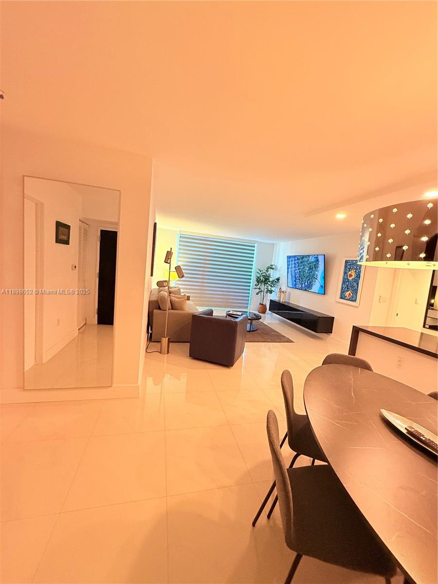 YACHT CLUB AT PORTOFINO C - Residential