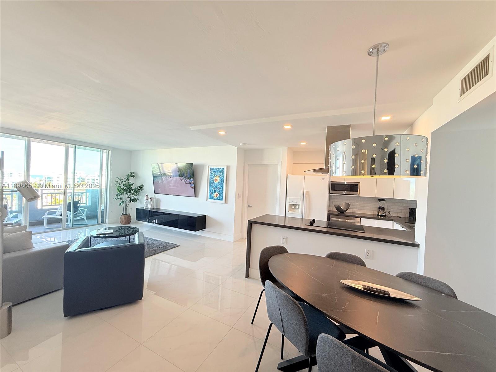 YACHT CLUB AT PORTOFINO C - Residential