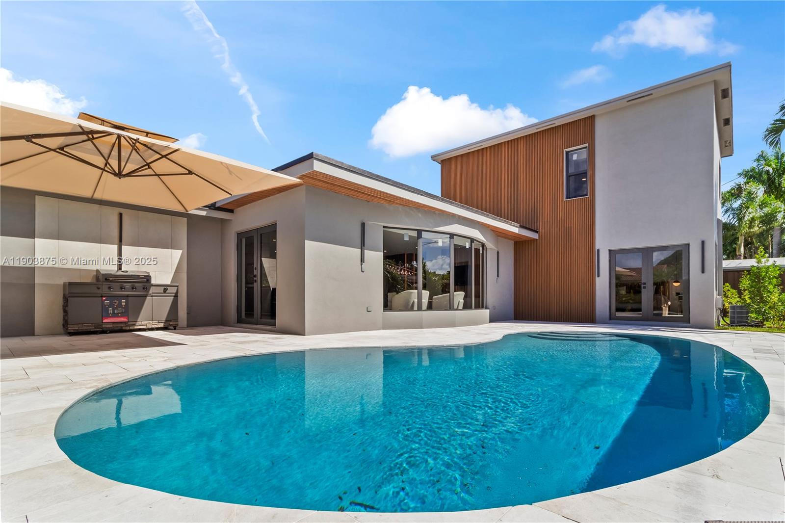 IMPERIAL POINT 2 SEC - Residential