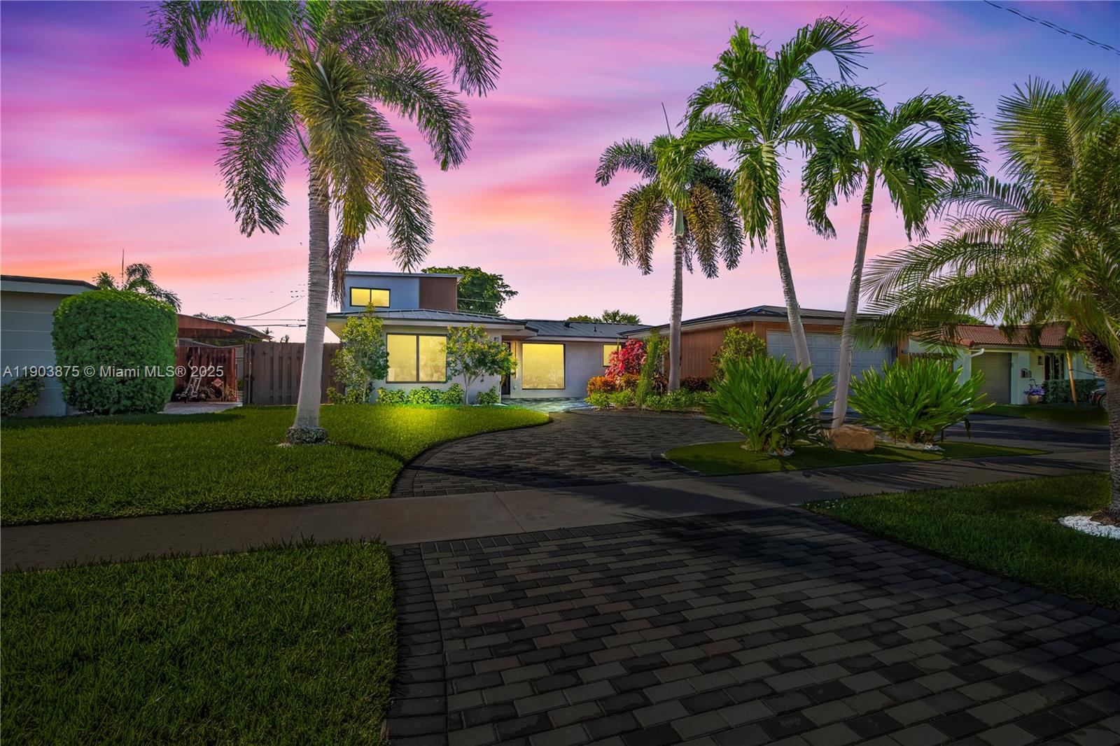 IMPERIAL POINT 2 SEC - Residential