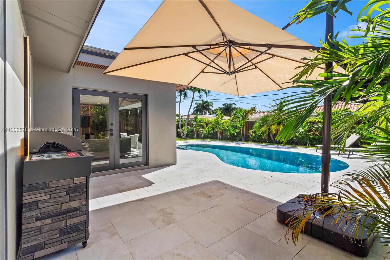 IMPERIAL POINT 2 SEC - Residential