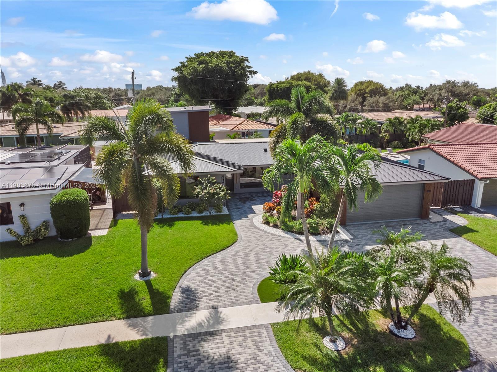 IMPERIAL POINT 2 SEC - Residential