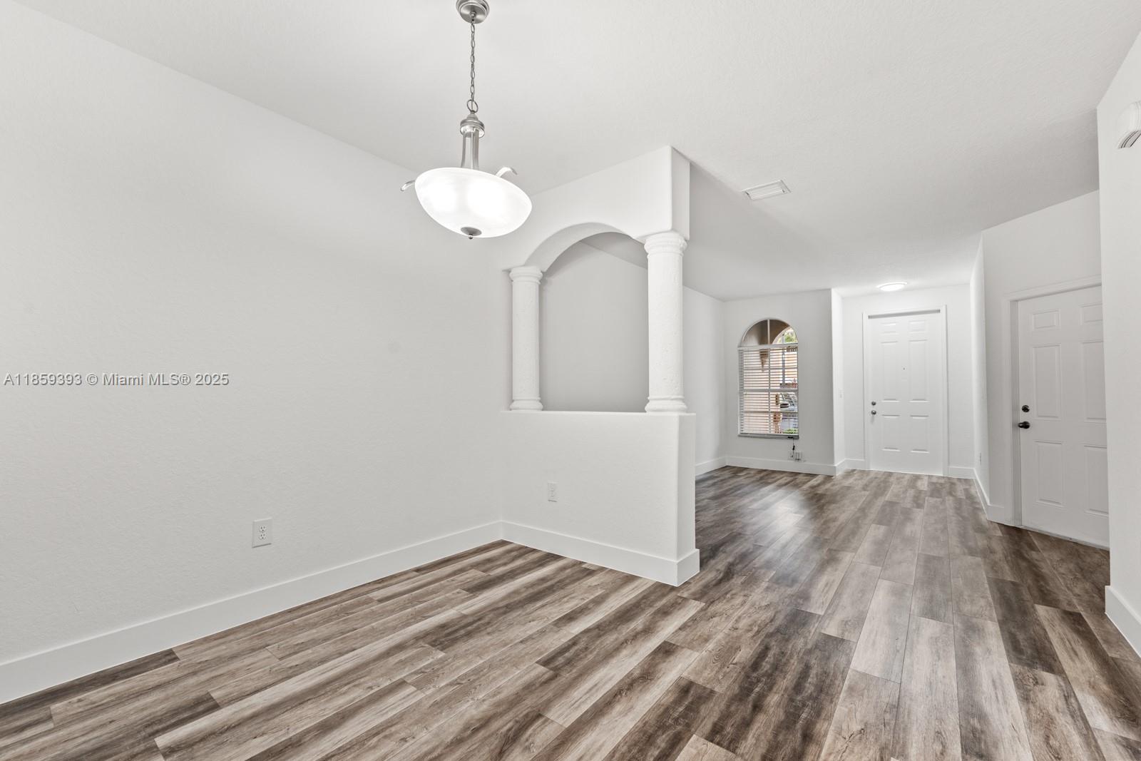 KEYS GARDEN - Residential