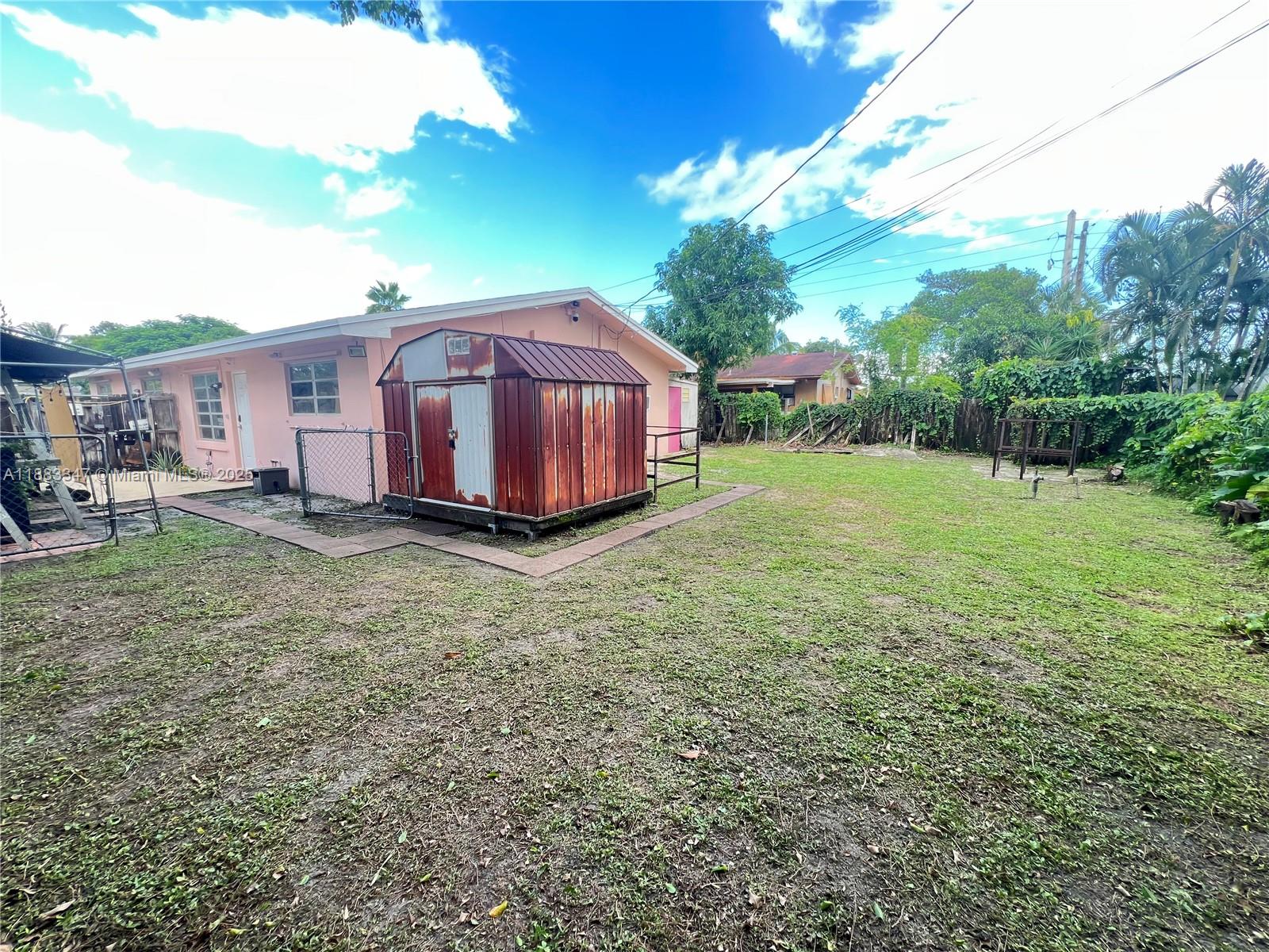 FLORAL HEIGHTS - Residential Income
